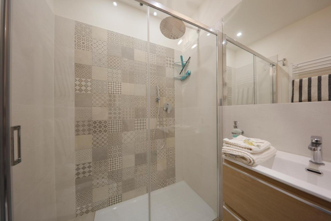 Siena Uptown - Sabrina'S Charming Apartment Luaran gambar