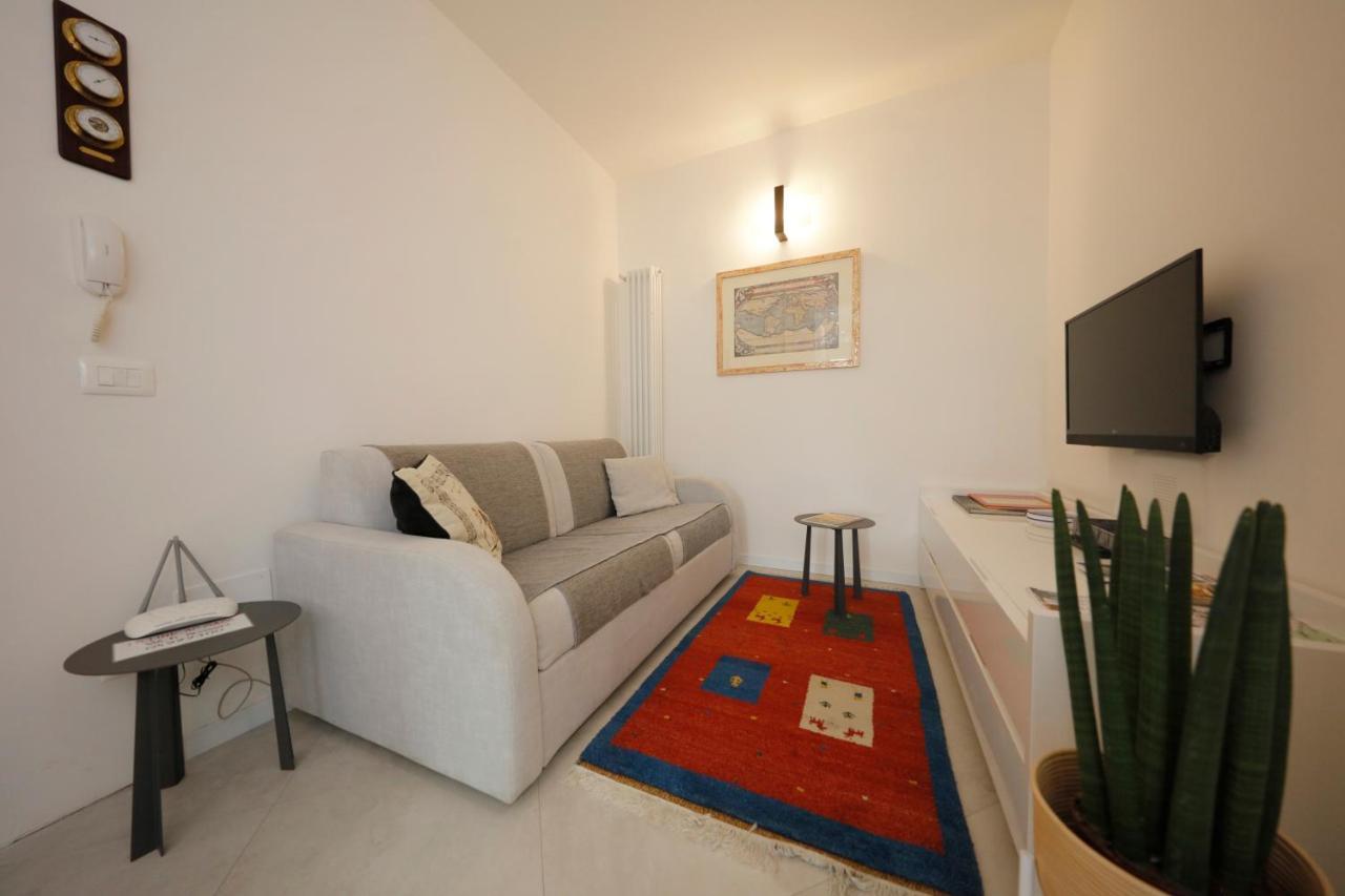 Siena Uptown - Sabrina'S Charming Apartment Luaran gambar