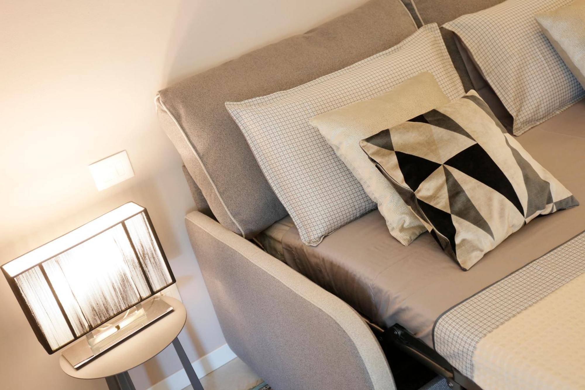 Siena Uptown - Sabrina'S Charming Apartment Luaran gambar